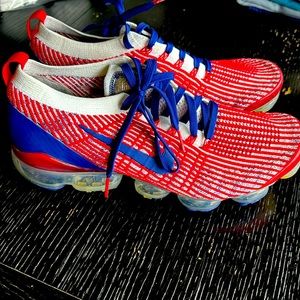 Red white and blue Nike air max like new size 12